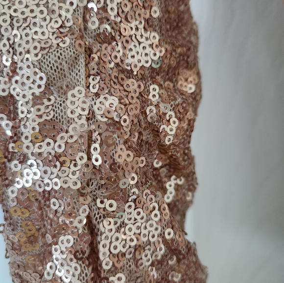 Lulus Gold Sequin Dress Size Large - Picture 6 of 8